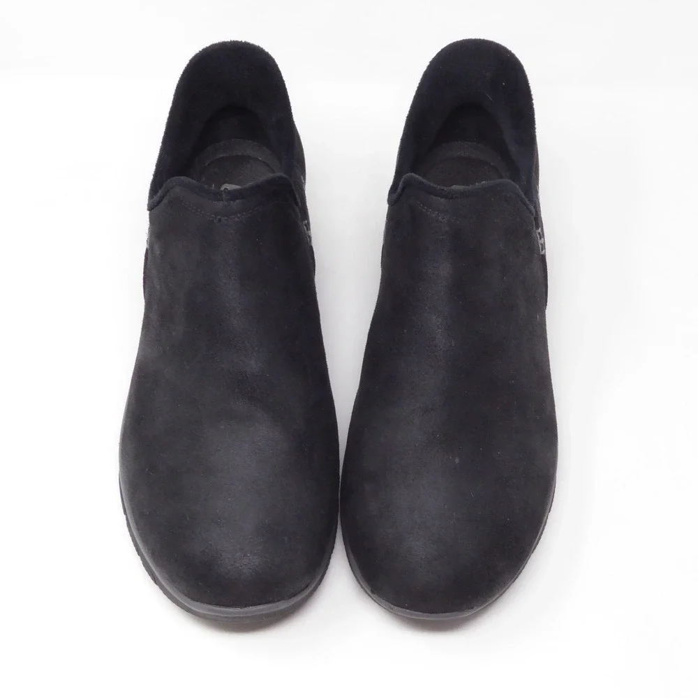 Skechers Womens Easy Going Modern Hour Slip-Ins  Black Faux Fur Lined Boots 11